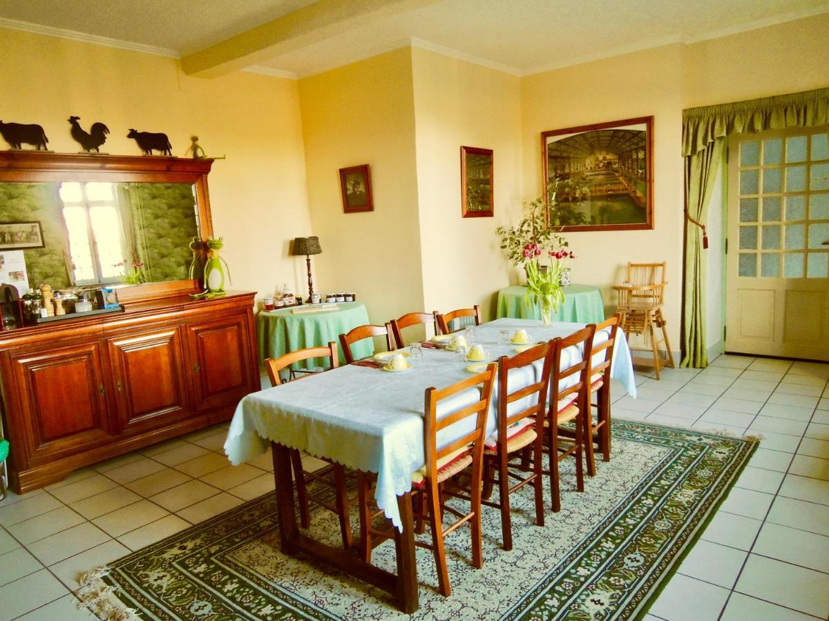 Bed and Breakfast Le Logis Des Quatre Puits Neuvicq-Montguyon Zewnętrze zdjęcie