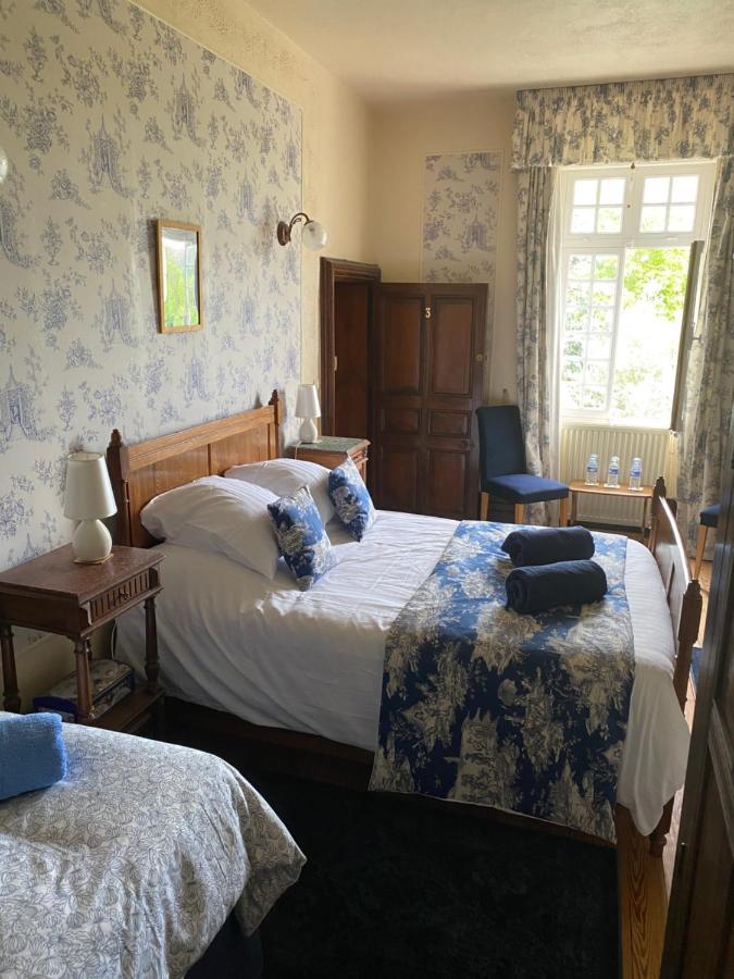 Bed and Breakfast Le Logis Des Quatre Puits Neuvicq-Montguyon Zewnętrze zdjęcie
